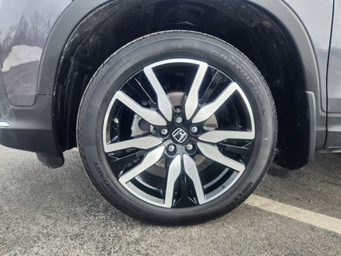 Used 2022 Honda Pilot Touring image 12