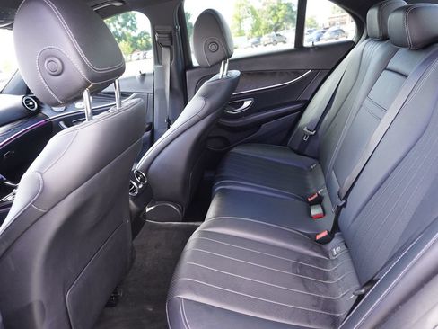 Used 2017 Mercedes-Benz E 300 image 18