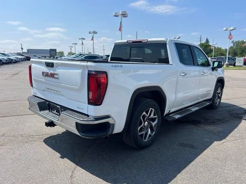 Used 2024 GMC Sierra 1500 SLT w/ SLT Premium Plus Package AWD/4WD image 5