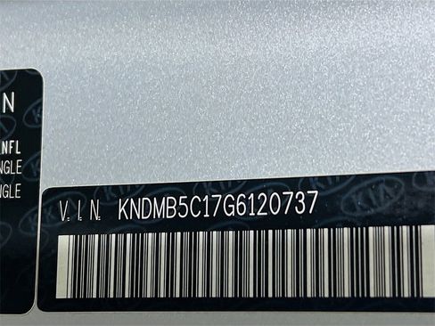 Used 2016 Kia Sedona LX w/ LX Convenience Package image 29