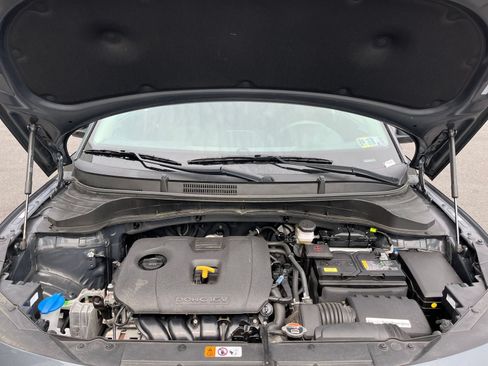 Used 2025 Kia Soul LX w/ LX Technology Package FWD image 36