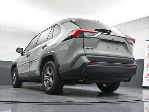 Used 2022 Toyota RAV4 XLE w/ Convenience Package AWD/4WD image 21
