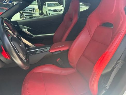 Used 2019 Chevrolet Corvette Z06 RWD image 6