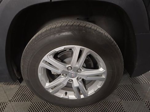 Used 2024 GMC Terrain SLE AWD/4WD image 11