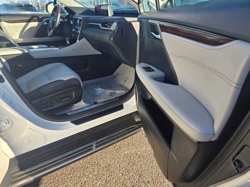 Used 2019 Lexus RX 450h AWD image 10