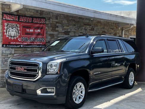 Used 2019 GMC Yukon XL SLT w/ Open Road Package RWD image 2
