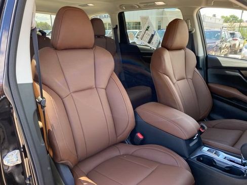 New 2026 Subaru Ascent Touring AWD/4WD image 9