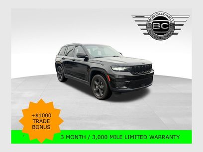 Used 2022 Jeep Grand Cherokee Altitude