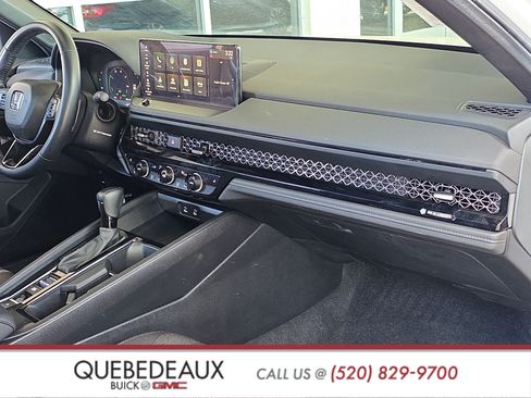 Used 2025 Honda Accord Sport image 28