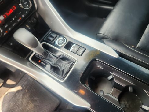 Used 2022 Mitsubishi Eclipse Cross AWD image 17