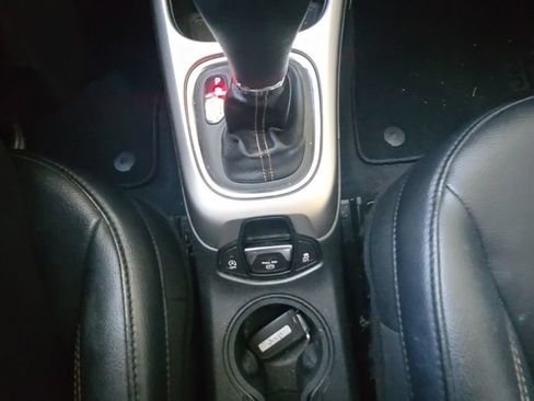 Used 2017 Jeep Compass Latitude w/ Popular Equipment Group FWD image 29