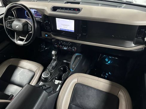 Used 2023 Ford Bronco Wildtrak AWD/4WD image 12