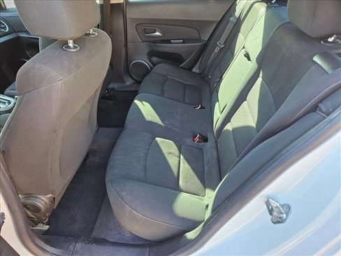 Used 2012 Chevrolet Cruze LT image 10