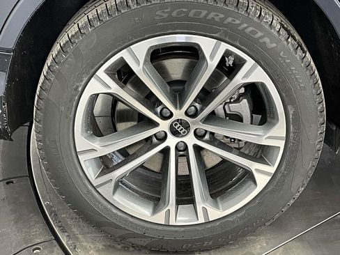 New 2026 Audi Q7 2.0T Premium image 13