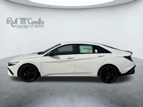 New 2026 Hyundai Elantra SEL Sport Premium image 2