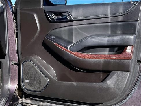 Used 2016 GMC Yukon SLE w/ HD Trailering Package image 21