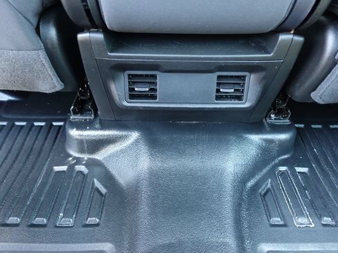 Used 2025 Chevrolet Silverado 2500 W/T AWD/4WD image 36