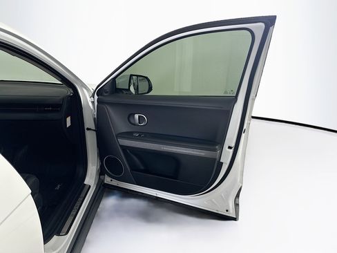 Used 2024 Hyundai Ioniq 5 Limited RWD image 32