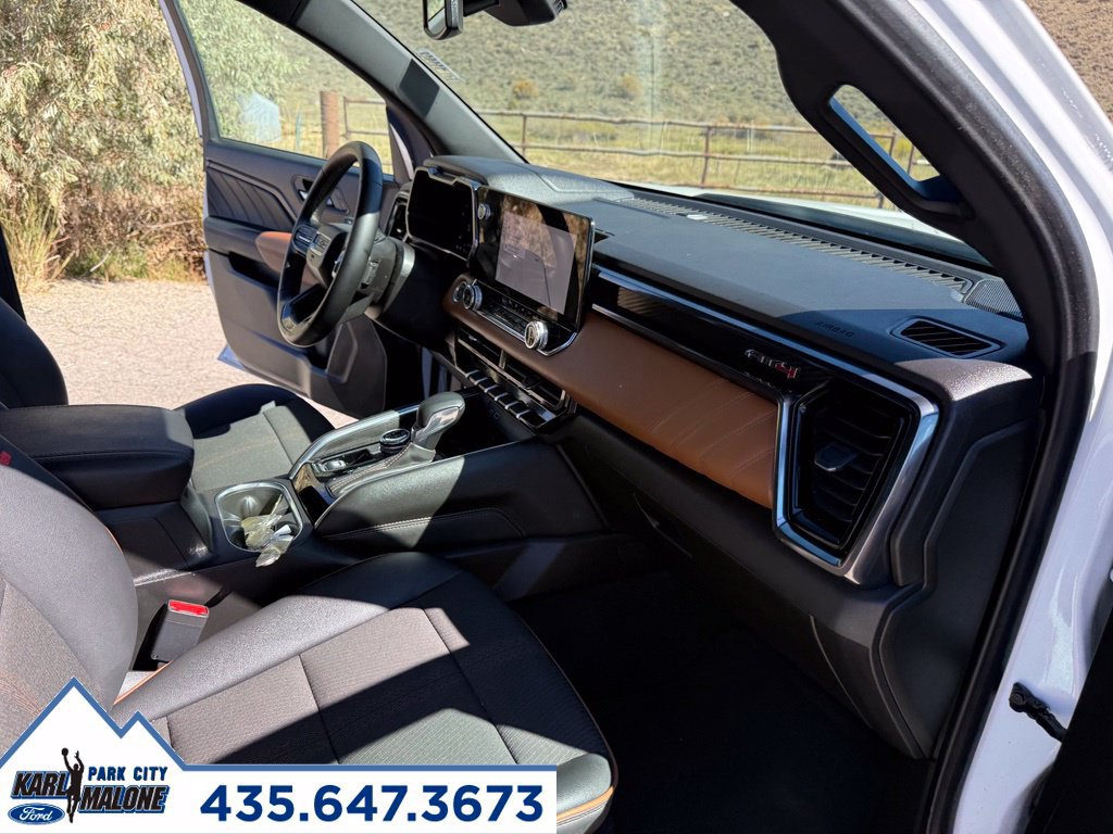 Used 2026 GMC Canyon AT4 AWD/4WD image 34