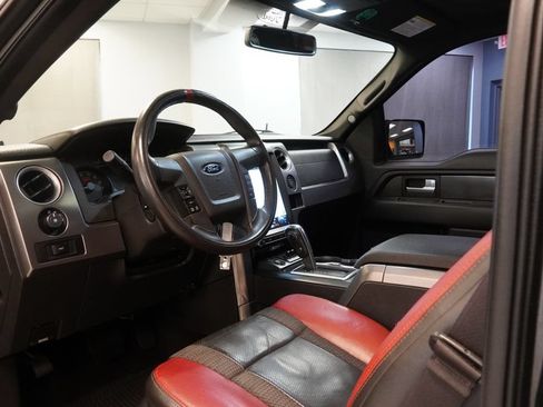 Used 2014 Ford F150 Raptor w/ Equipment Group 801A Luxury AWD/4WD image 8