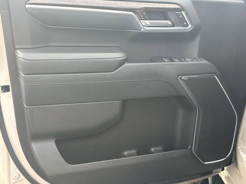 Certified 2023 GMC Sierra 1500 Elevation image 11