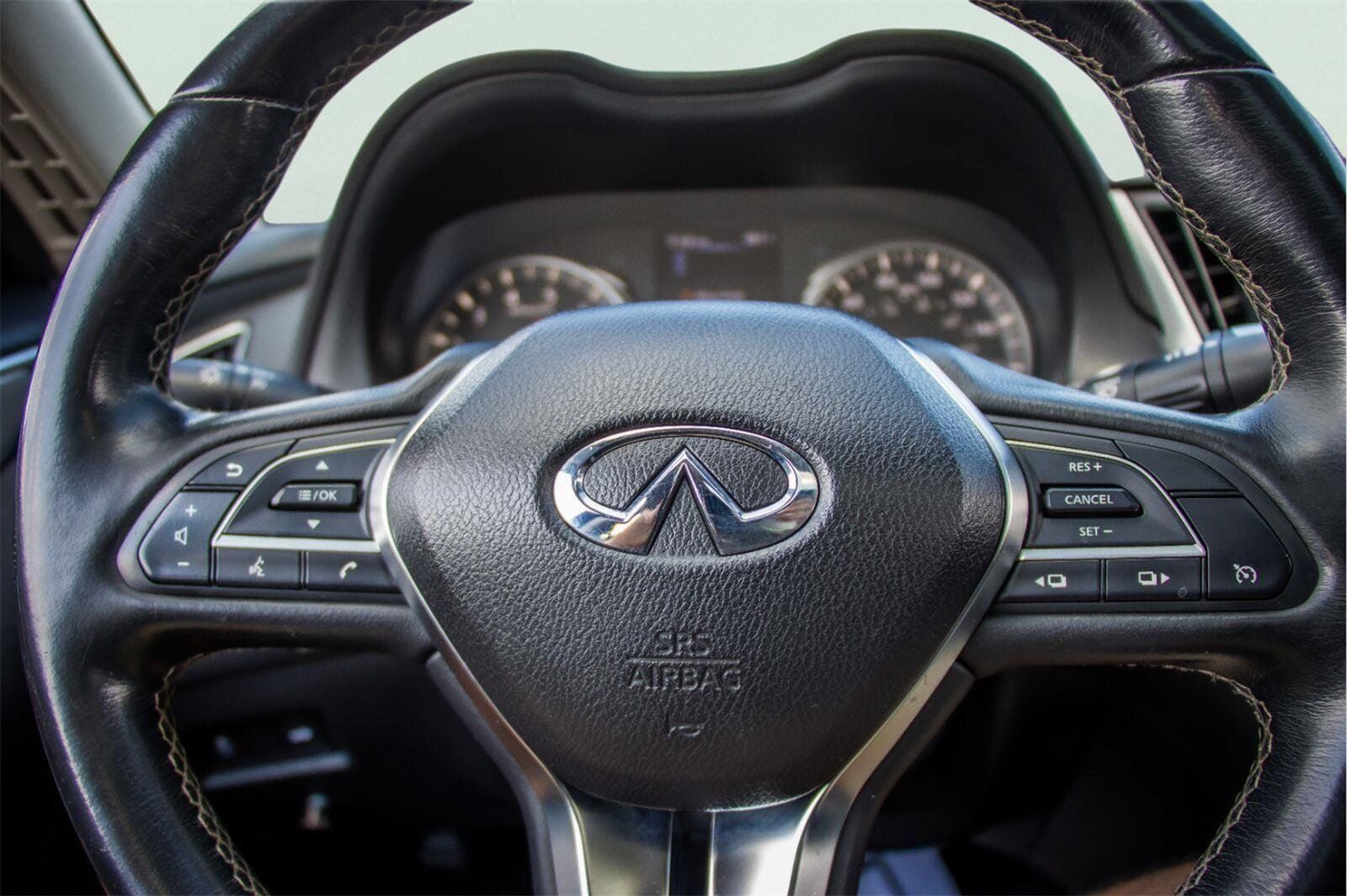 Used 2020 INFINITI Q50 Luxe RWD image 11