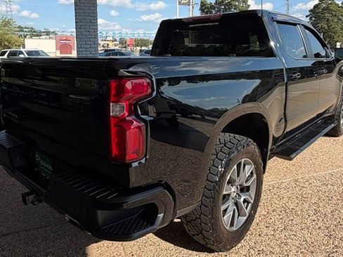 Used 2022 Chevrolet Silverado 1500 RST AWD/4WD image 8