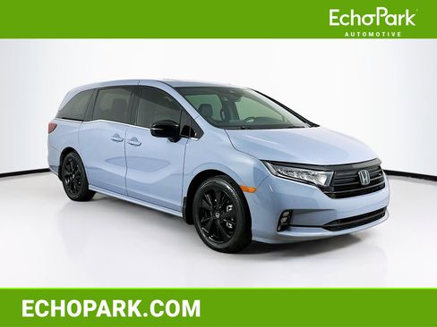 Used 2024 Honda Odyssey Sport image 1