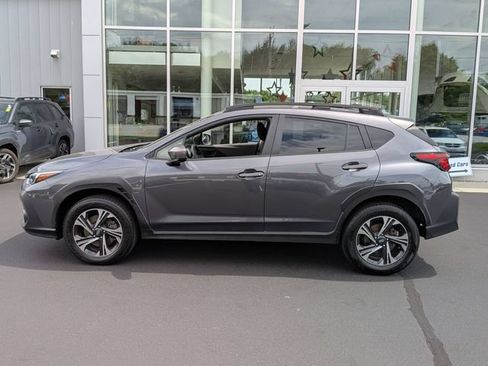 Used 2024 Subaru Crosstrek 2.0i Premium AWD/4WD image 6