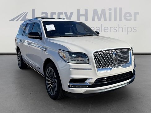 Used 2019 Lincoln Navigator Reserve image 7