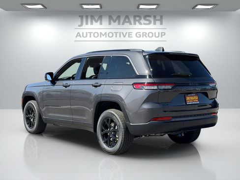 New 2026 Jeep Grand Cherokee Altitude AWD/4WD image 4
