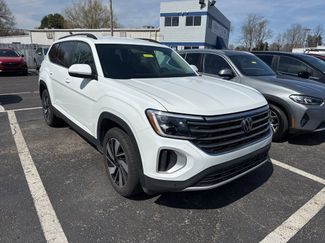 Used 2025 Volkswagen Atlas SE video 1