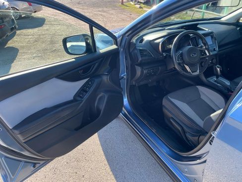 Used 2018 Subaru Crosstrek 2.0i Premium w/ Eyesight System image 11