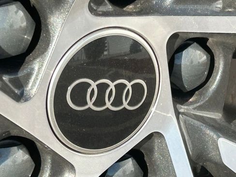 Used 2024 Audi Q5 2.0T Premium image 20