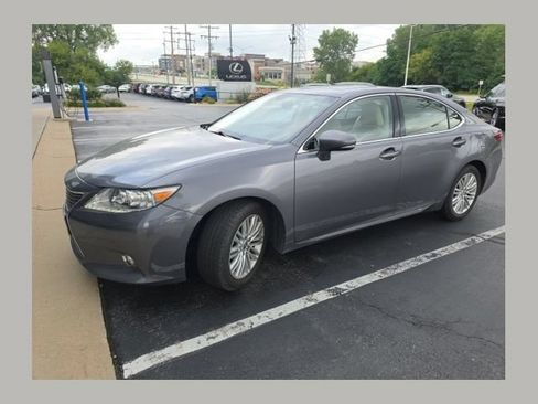 Used 2014 Lexus ES 350 w/ Luxury Package FWD image 1
