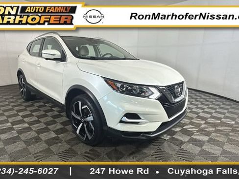 Used 2022 Nissan Rogue Sport SL AWD/4WD image 1