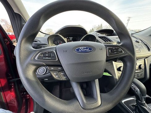 Used 2018 Ford Escape SE image 7