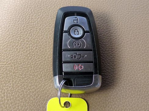 Certified 2022 Ford F250 Lariat w/ Tremor Off-Road Package image 30