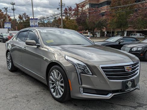 Used 2018 Cadillac CT6 Luxury AWD/4WD image 5