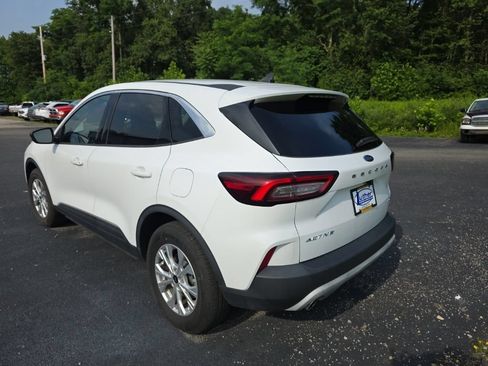 Used 2023 Ford Escape Active AWD/4WD image 6
