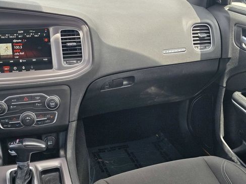 Used 2023 Dodge Charger SXT RWD image 18