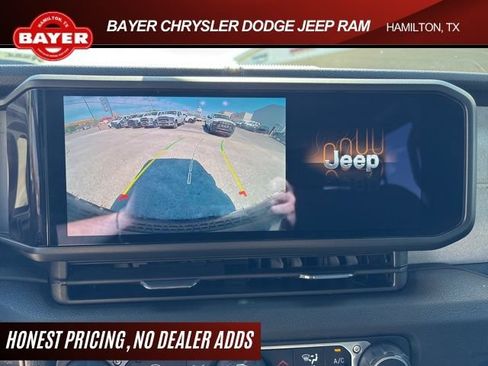 Used 2024 Jeep Wrangler Unlimited Sport AWD/4WD image 34