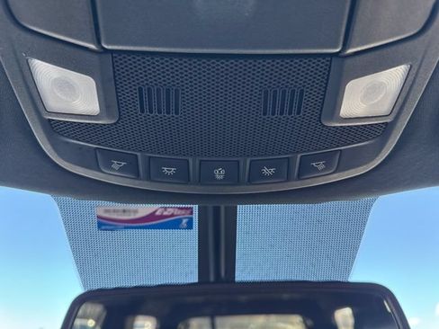 Used 2019 Ford Expedition XLT w/ Equipment Group 201A AWD/4WD image 29
