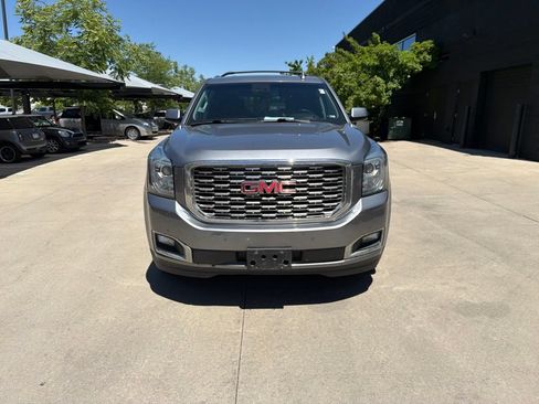 Used 2019 GMC Yukon Denali w/ Denali Ultimate Package AWD/4WD image 8