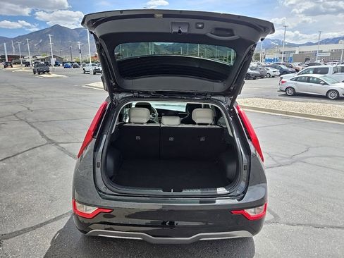 Used 2023 Kia Niro Wind w/ Wind Preserve Package FWD image 51
