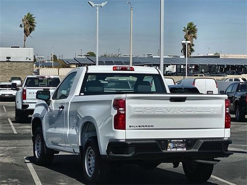 Used 2025 Chevrolet Silverado 1500 W/T image 7