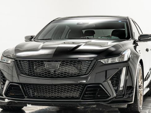 Used 2022 Cadillac CT5 V Blackwing image 5