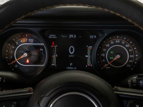 Used 2024 Jeep Wrangler Unlimited Sport AWD/4WD image 16