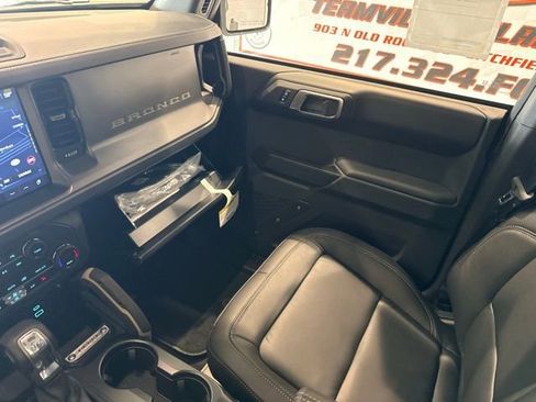 New 2025 Ford Bronco Badlands image 33