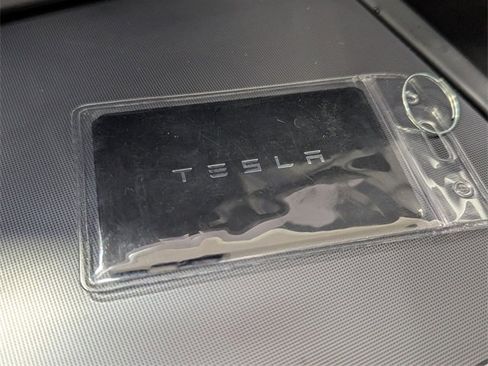 Used 2024 Tesla Model 3 Performance image 22